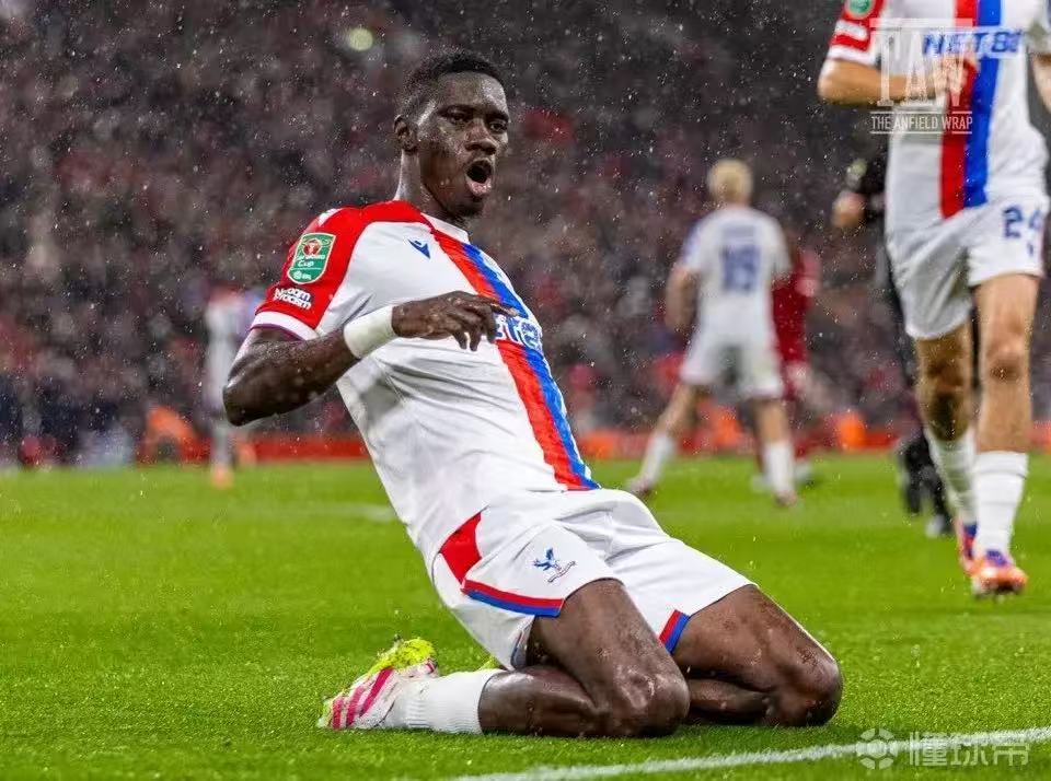 足坛冷门趣闻：149-0联赛闹剧，全队主动狂踢自家球门配图1